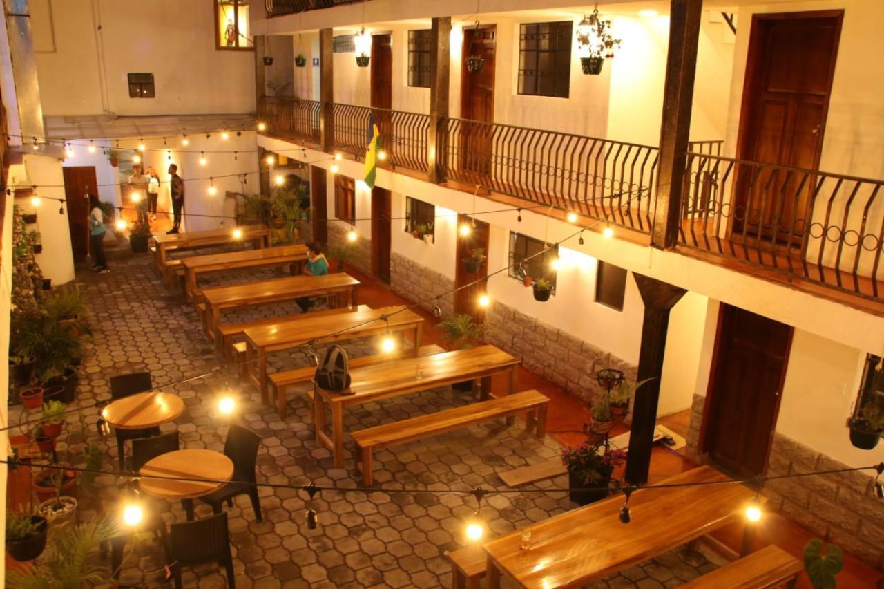 El Jardin Escondido Party Hostel Baños Εξωτερικό φωτογραφία