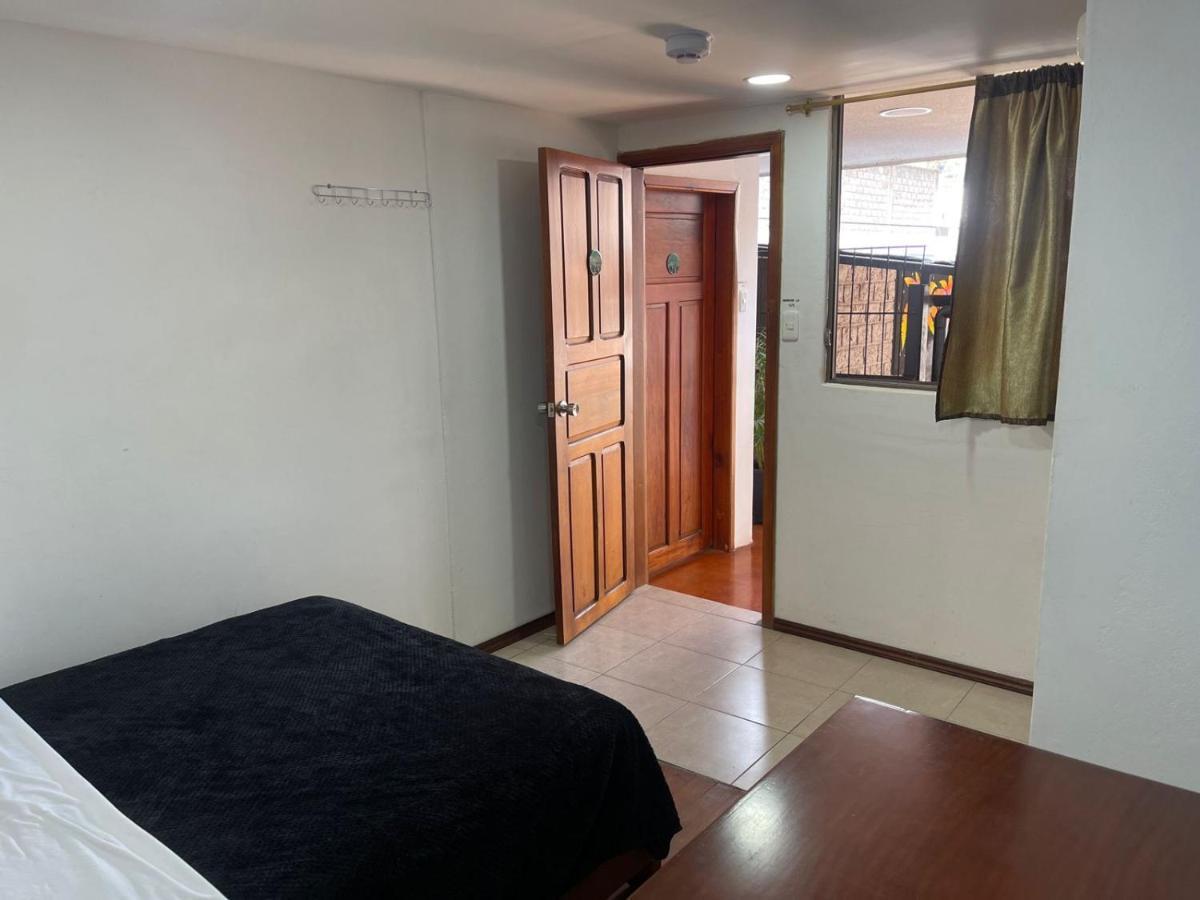 El Jardin Escondido Party Hostel Baños Εξωτερικό φωτογραφία