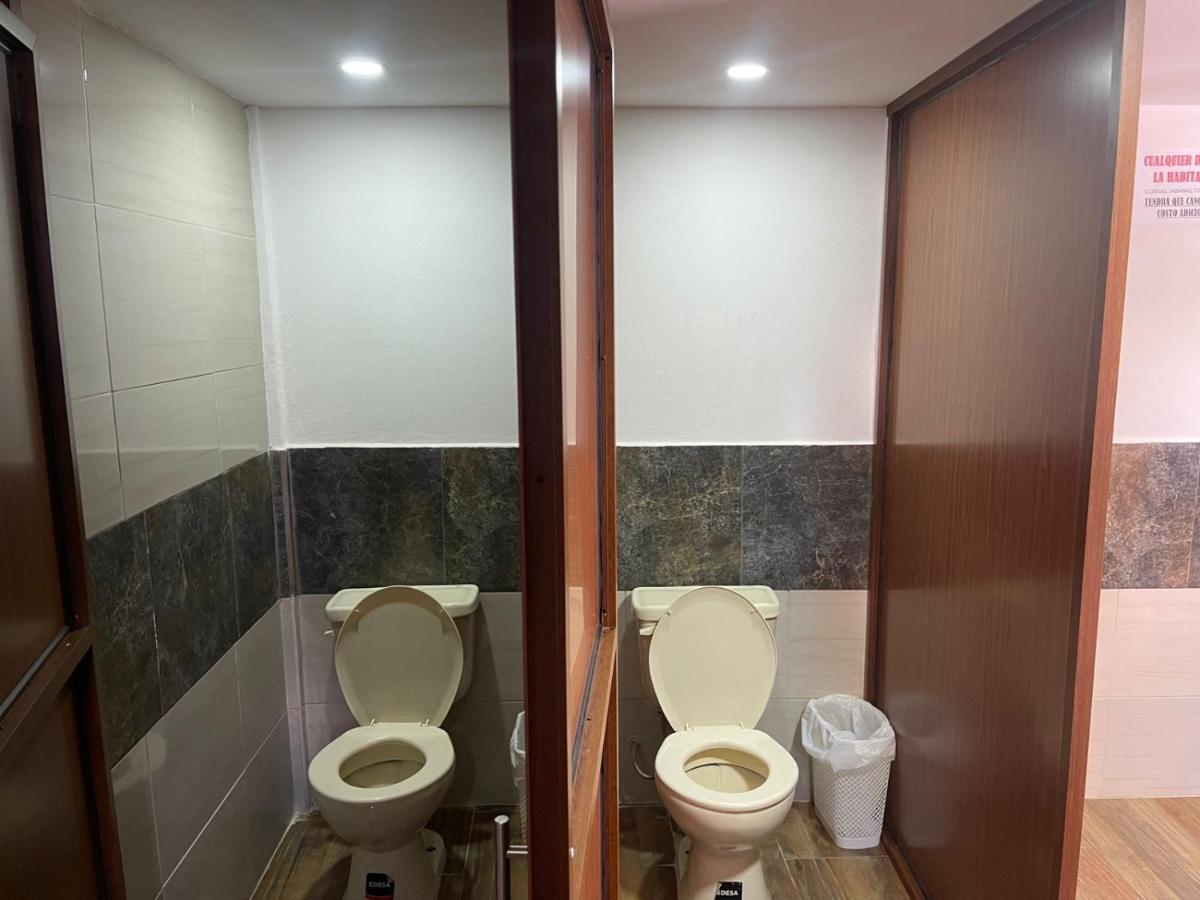 El Jardin Escondido Party Hostel Baños Εξωτερικό φωτογραφία