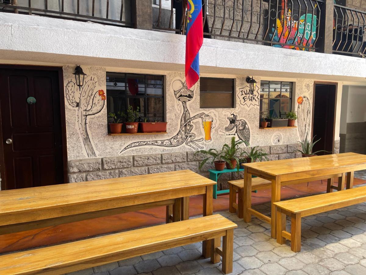 El Jardin Escondido Party Hostel Baños Εξωτερικό φωτογραφία