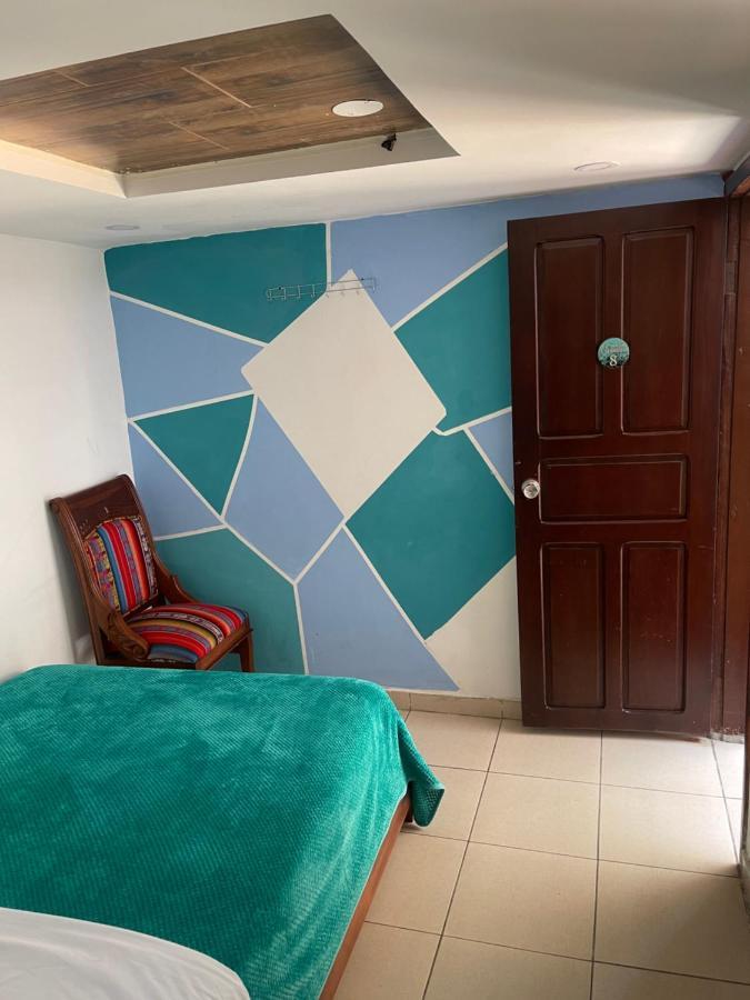 El Jardin Escondido Party Hostel Baños Εξωτερικό φωτογραφία