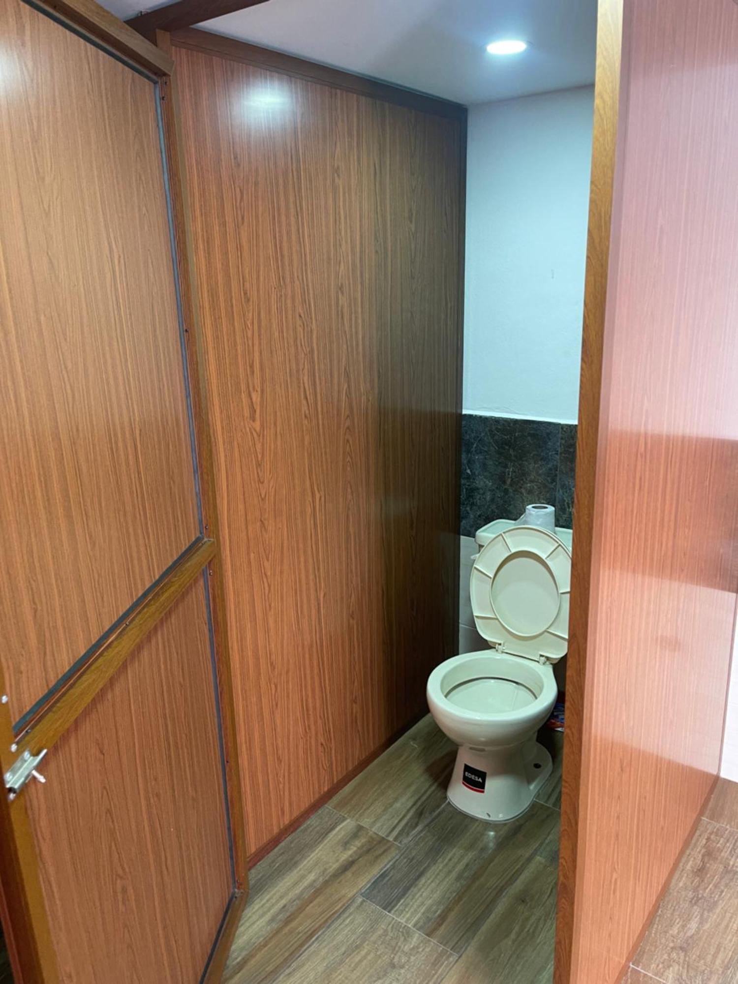 El Jardin Escondido Party Hostel Baños Εξωτερικό φωτογραφία