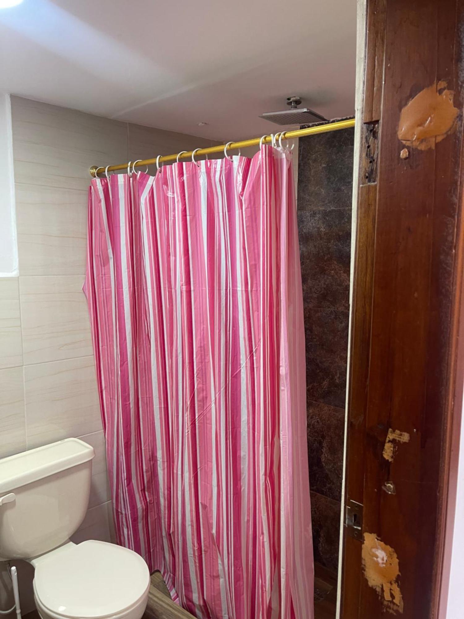 El Jardin Escondido Party Hostel Baños Εξωτερικό φωτογραφία