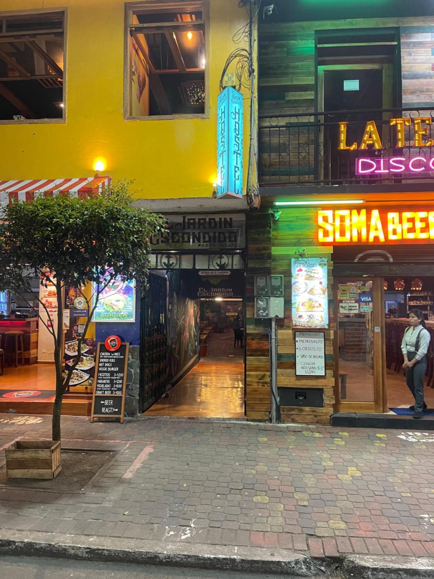 El Jardin Escondido Party Hostel Baños Εξωτερικό φωτογραφία